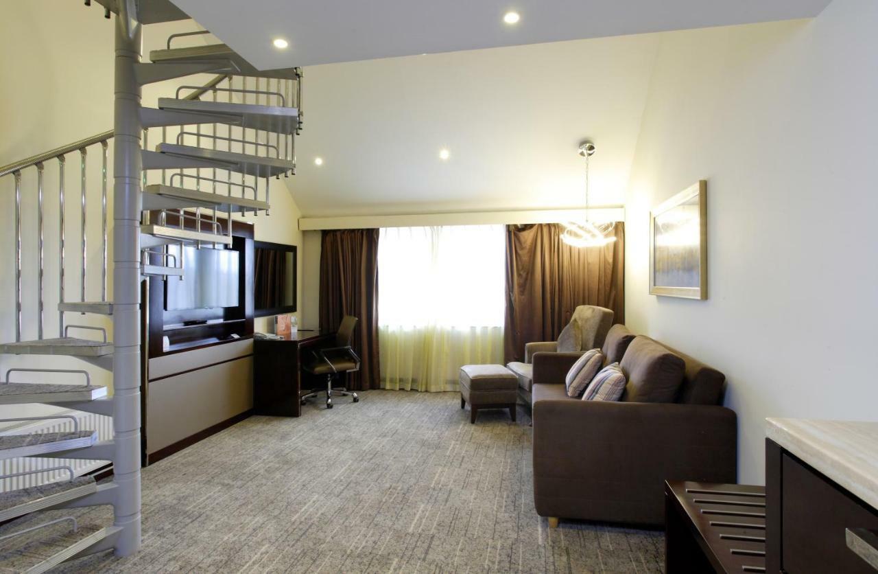 Ramada Solihull, Birmingham Esterno foto